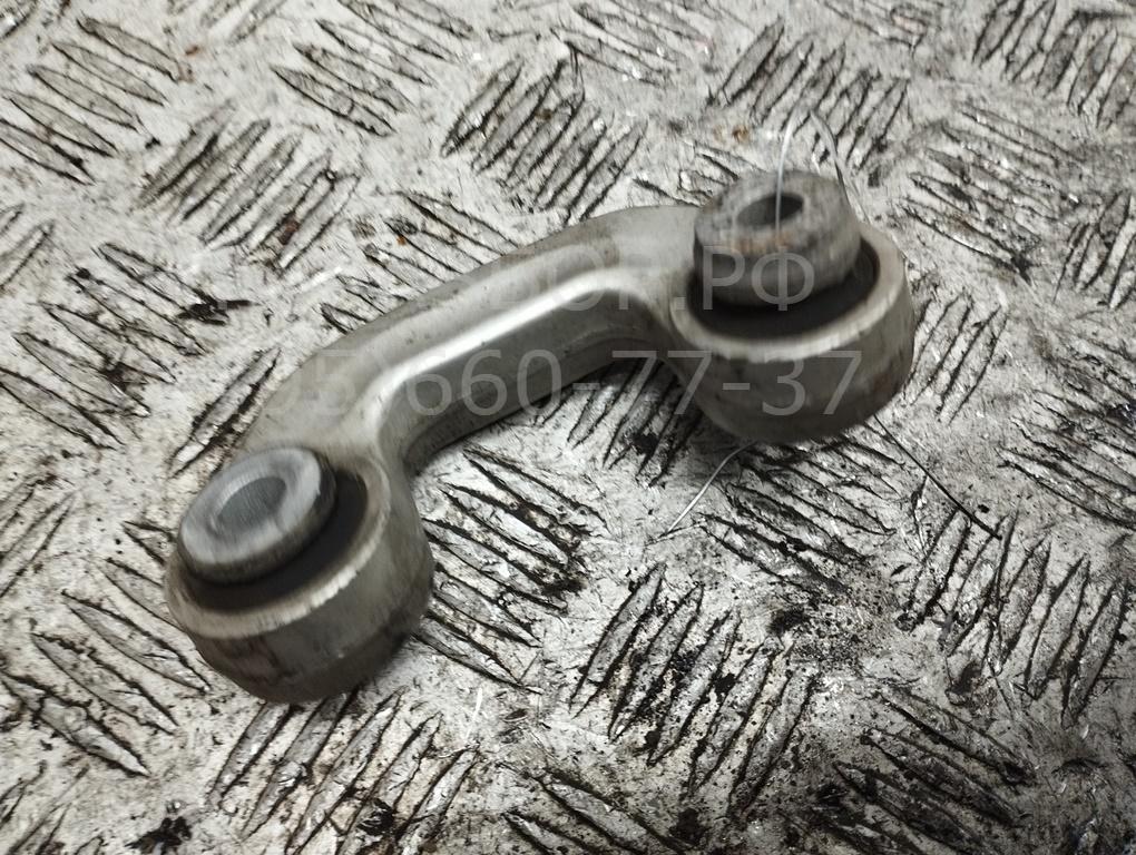 Стойка переднего стабилизатора