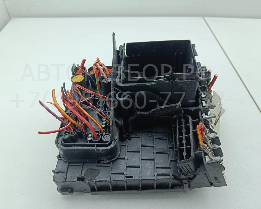 Блок предохранителей