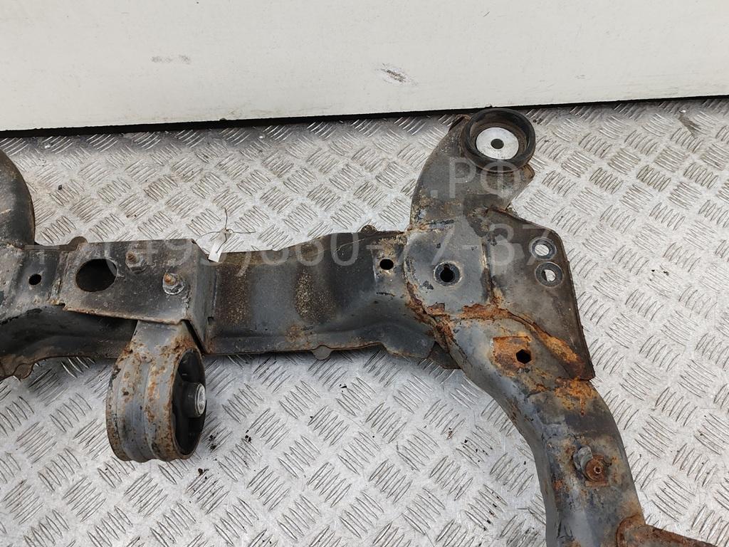 Балка подмоторная