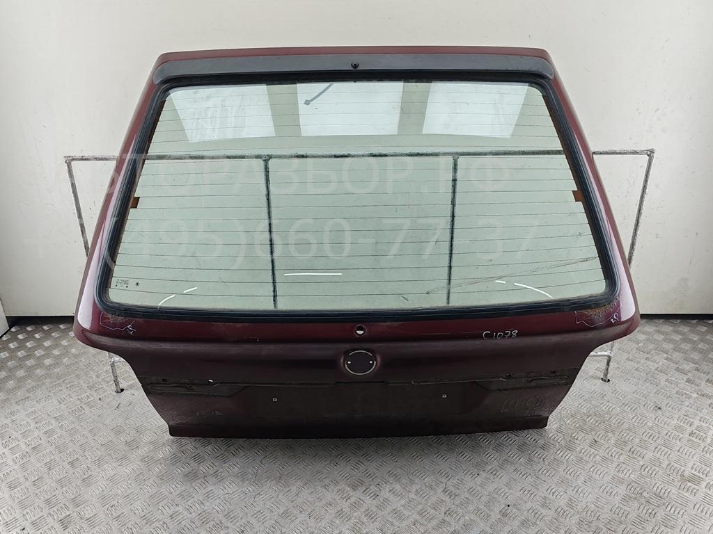 Дверь багажника