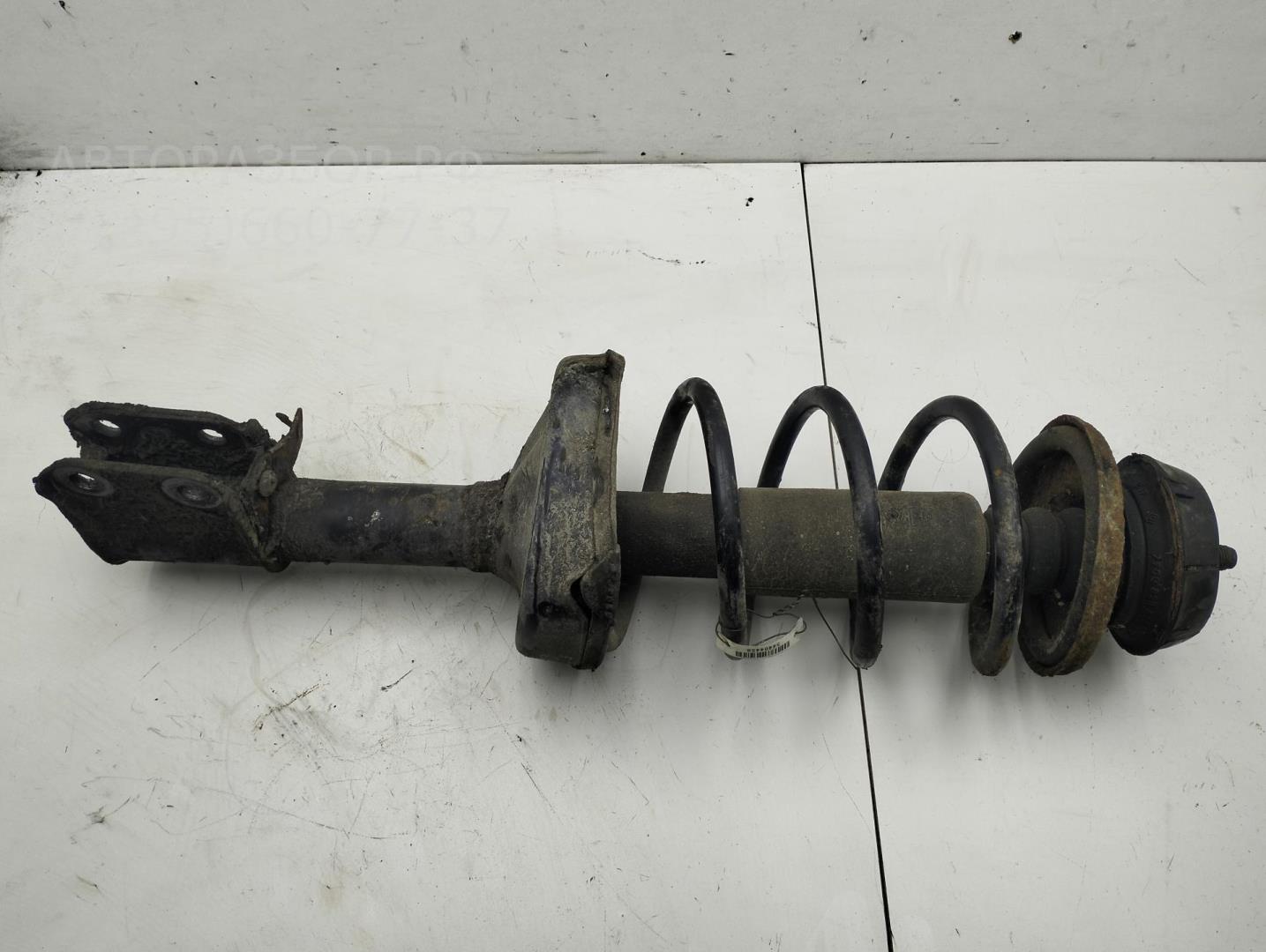 Амортизатор передний правый