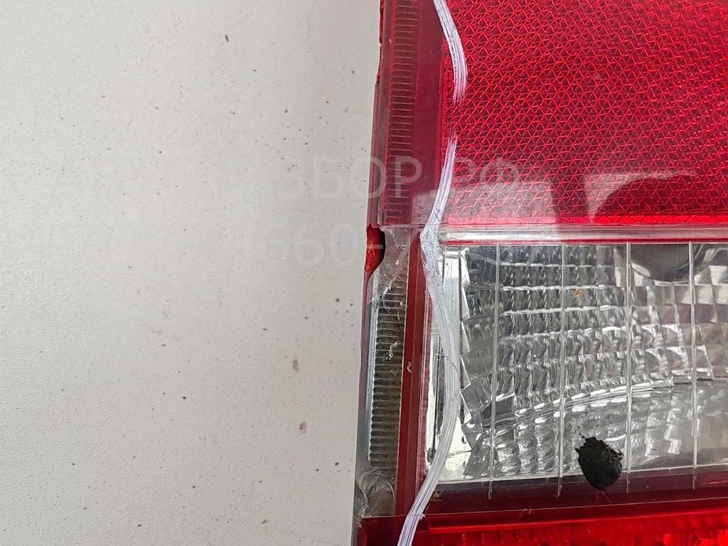 Фонарь задний правый