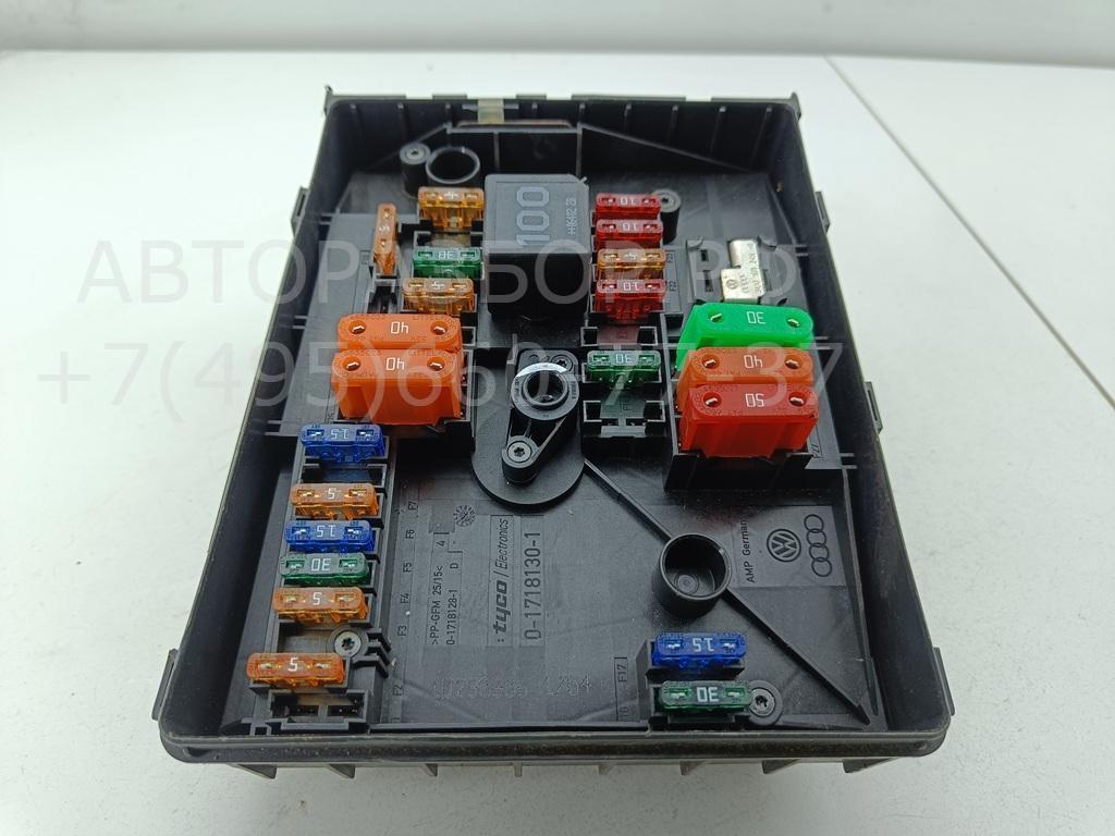 Блок предохранителей