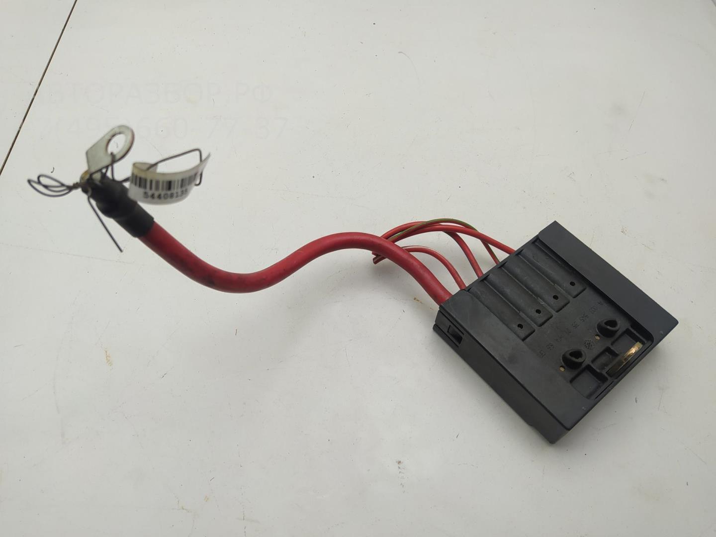 Клемма аккумулятора +