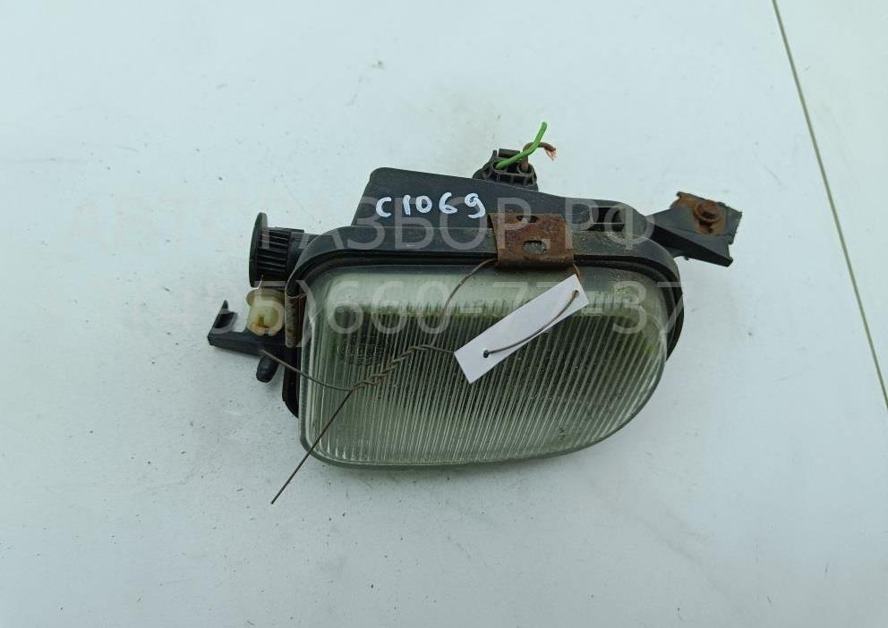 Фара противотуманная правая