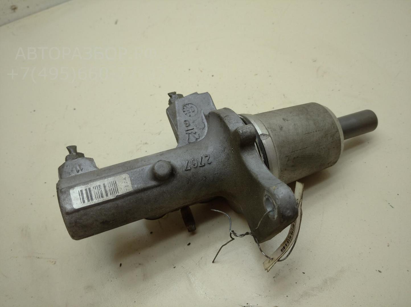 Цилиндр тормозной главный