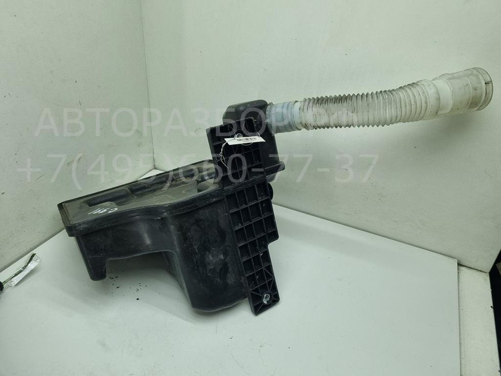 Бачок омывателя лобового стекла