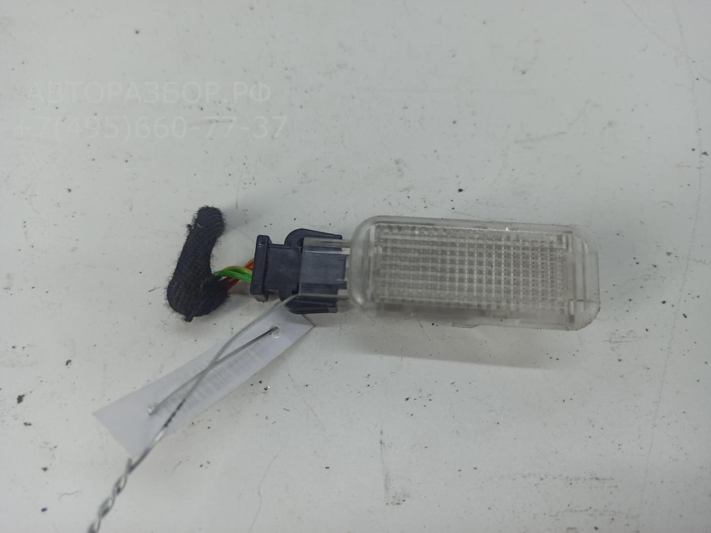 Плафон салонный