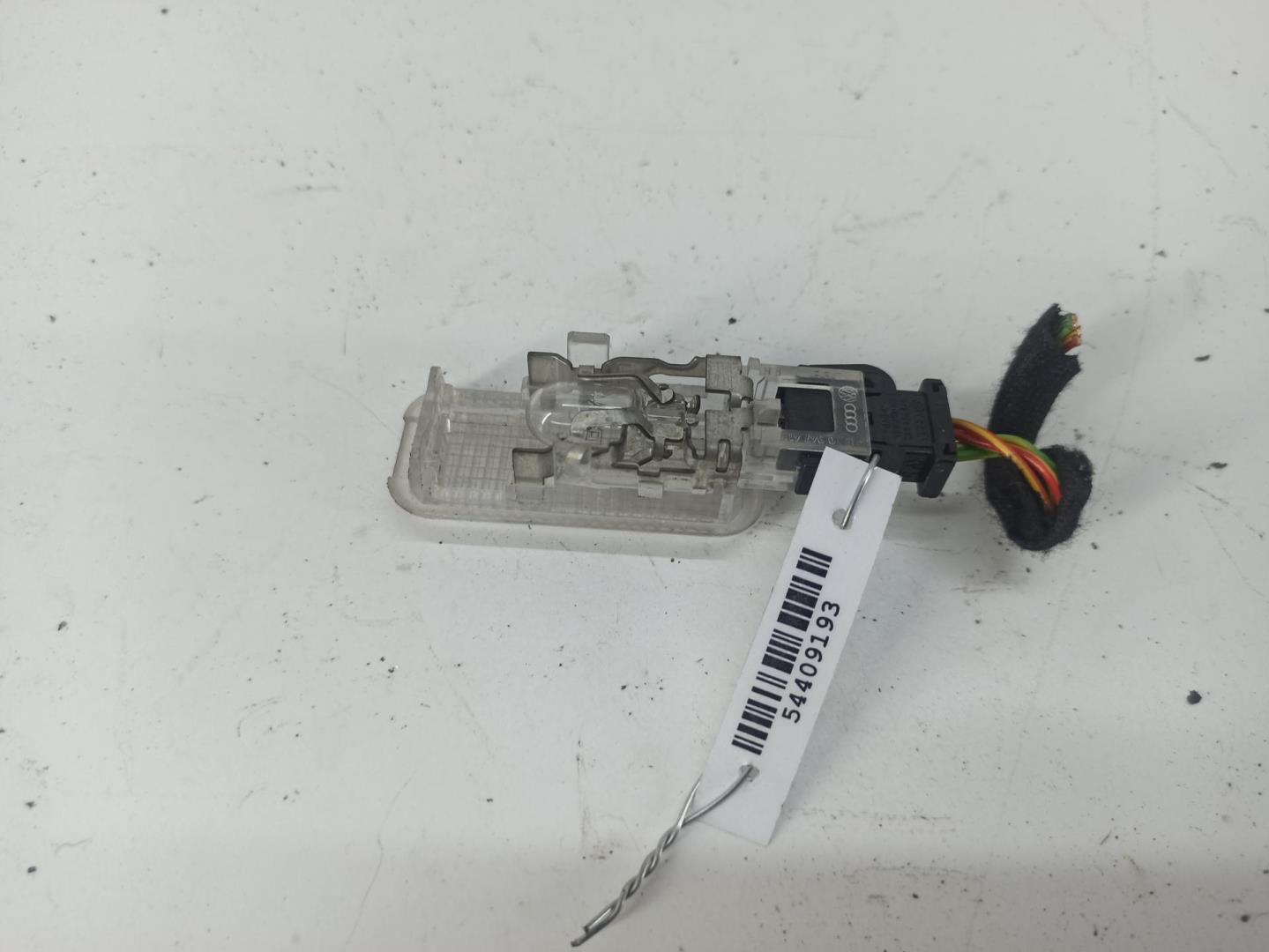 Плафон салонный