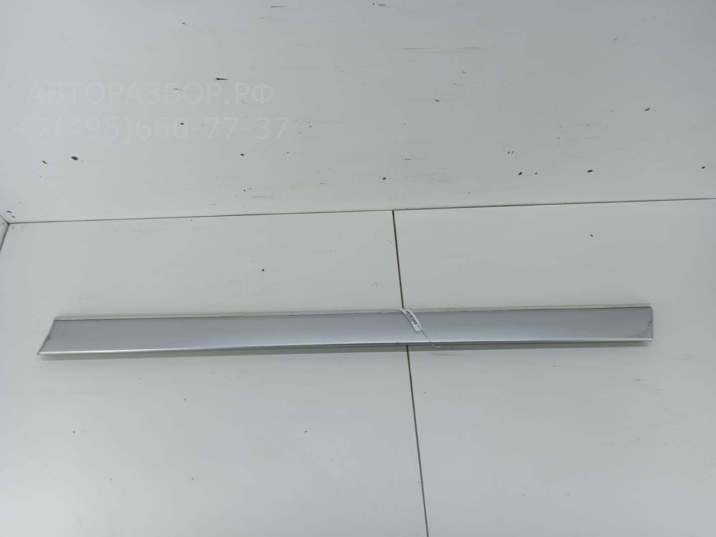 Накладка двери задней левой