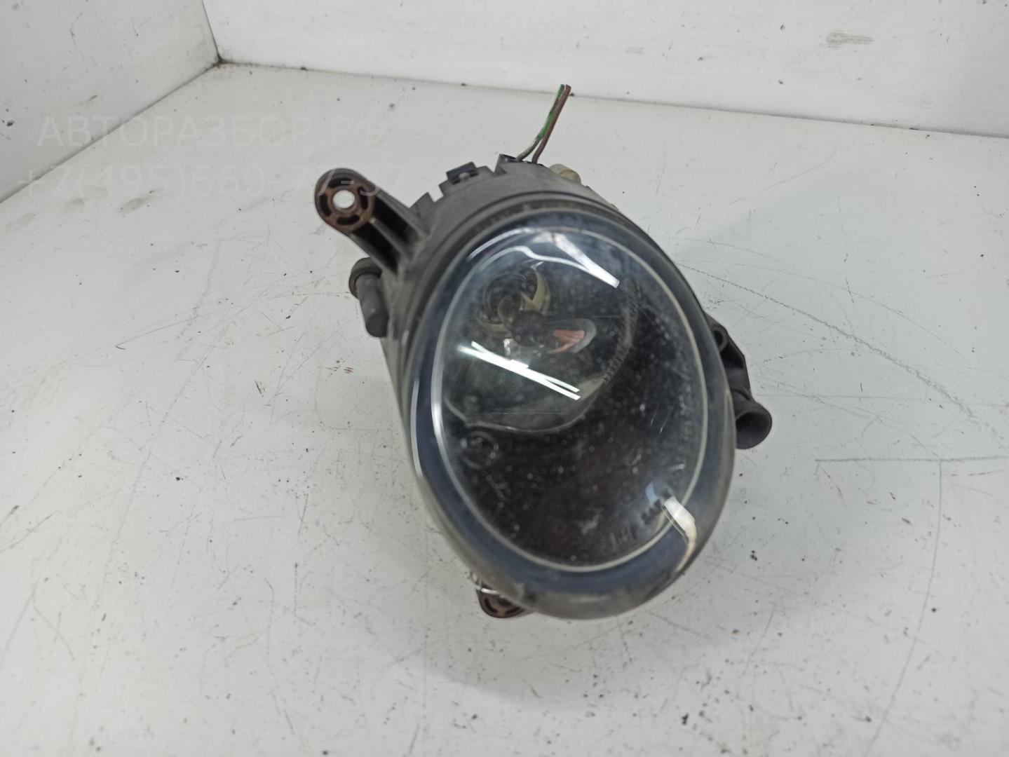Фара противотуманная левая