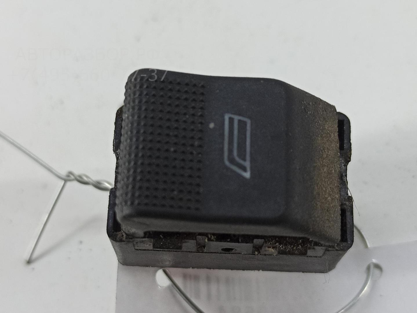 Кнопка стеклоподъемника