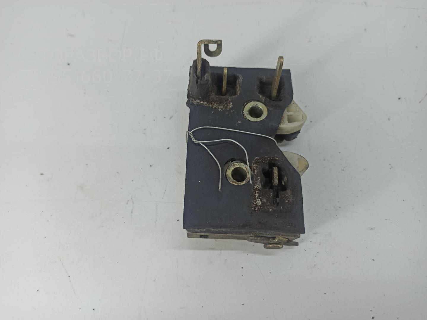 Замок двери задней правой