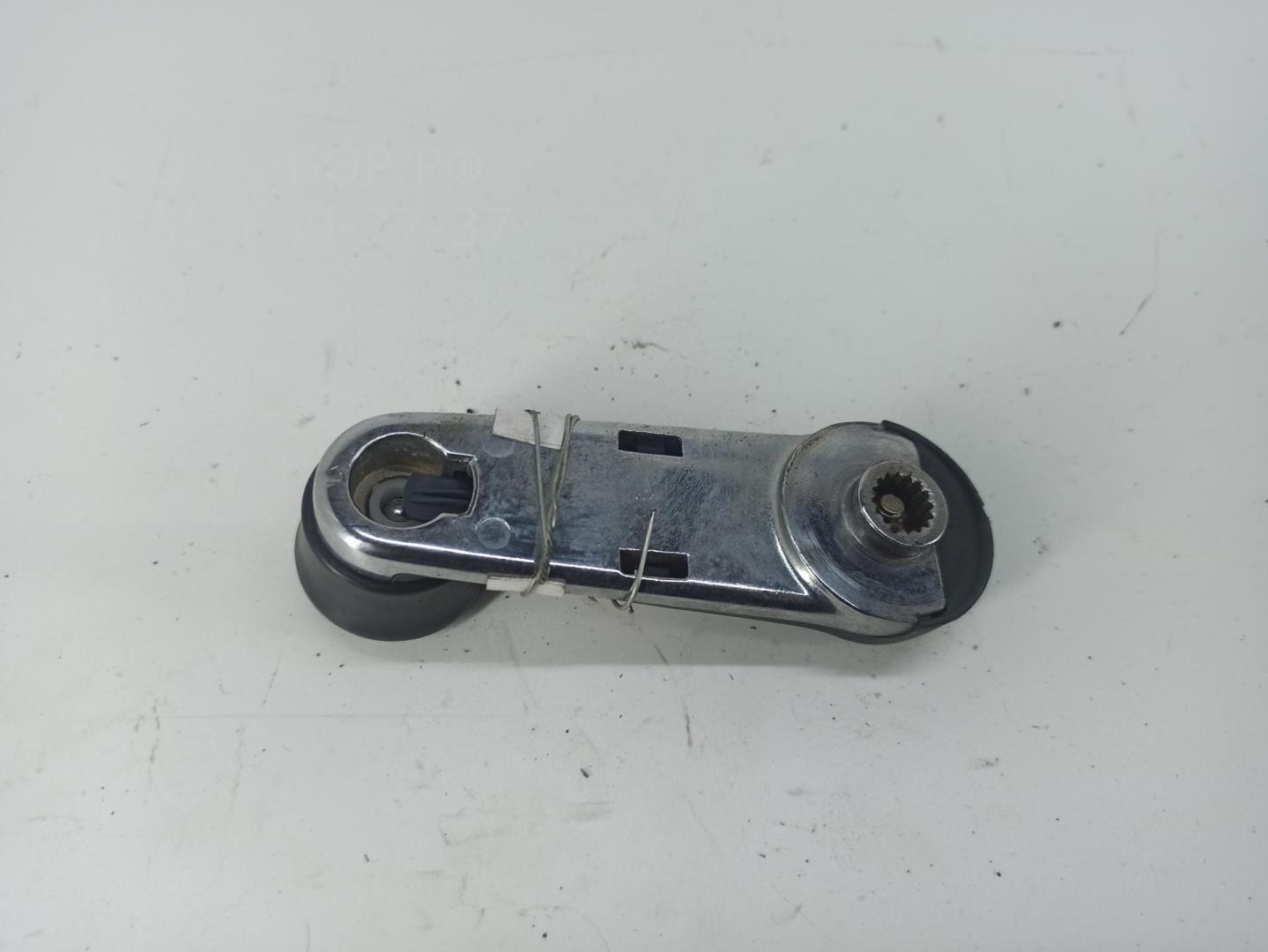 Ручка стеклоподъемника