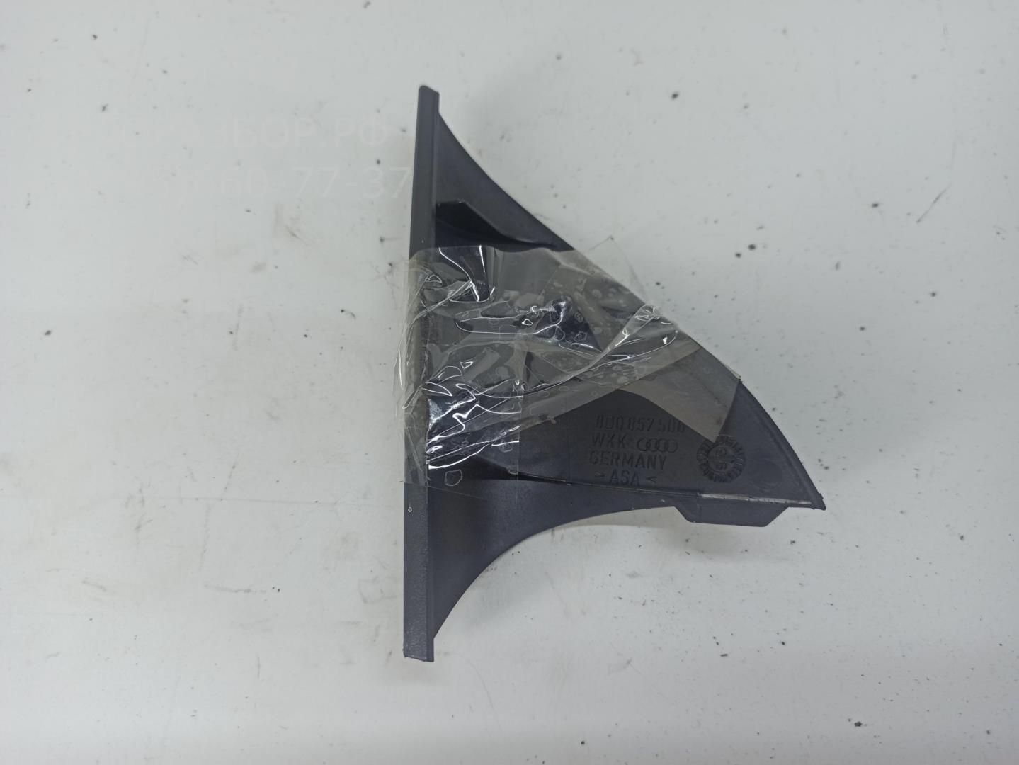 Накладка зеркала правого