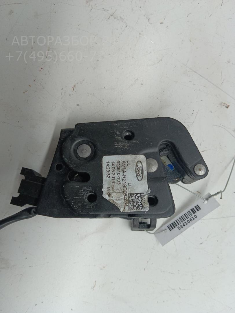 Замок двери передней левой