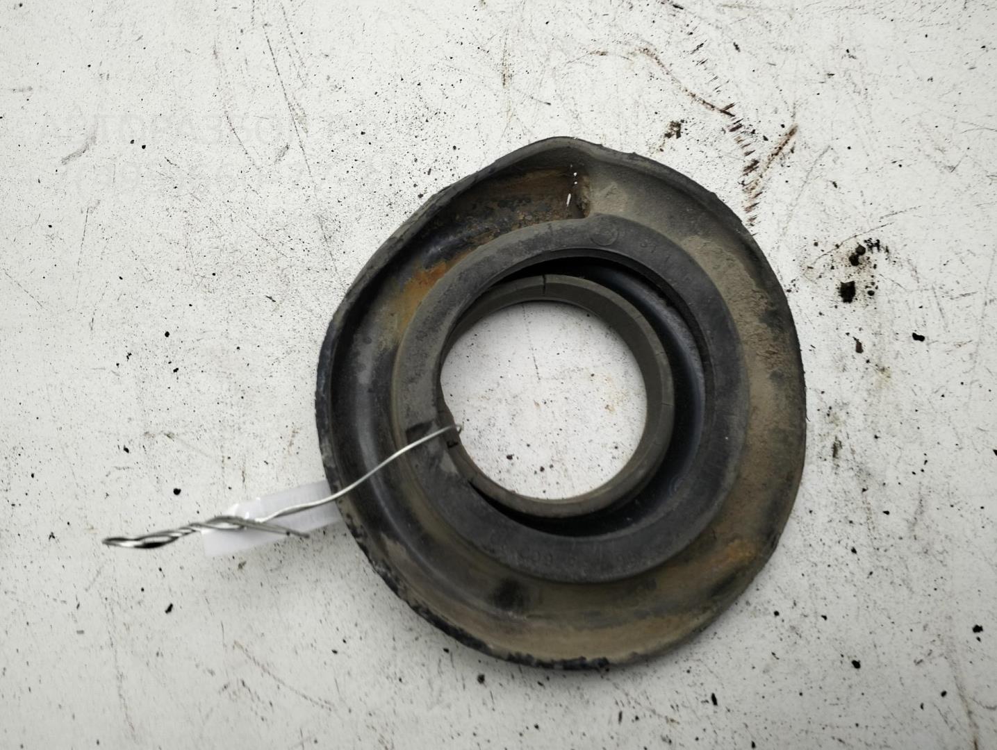 Отбойник заднего амортизатора