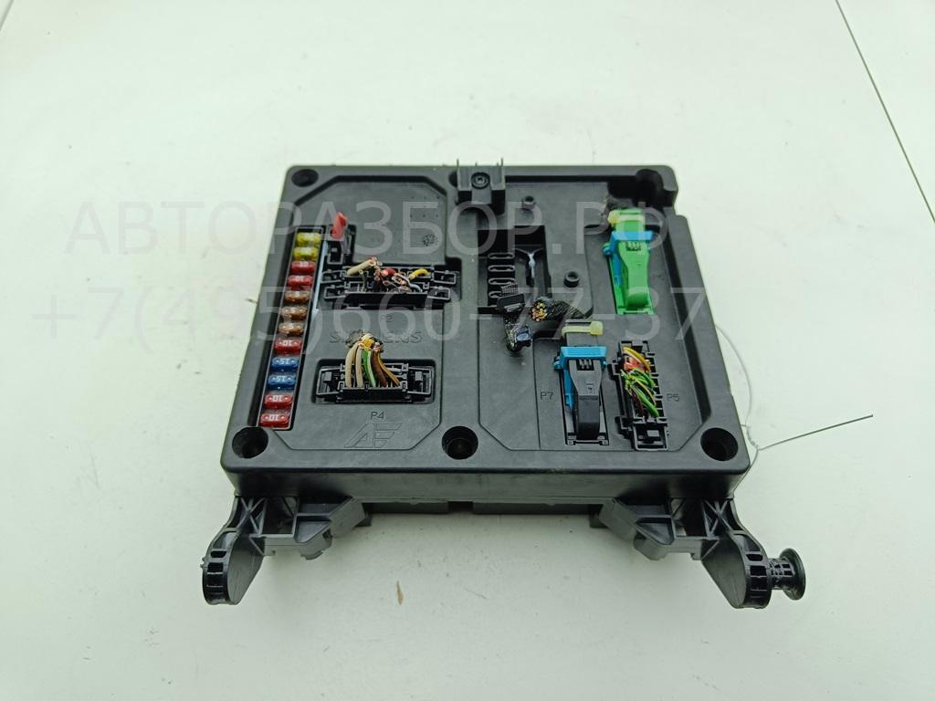 Блок предохранителей