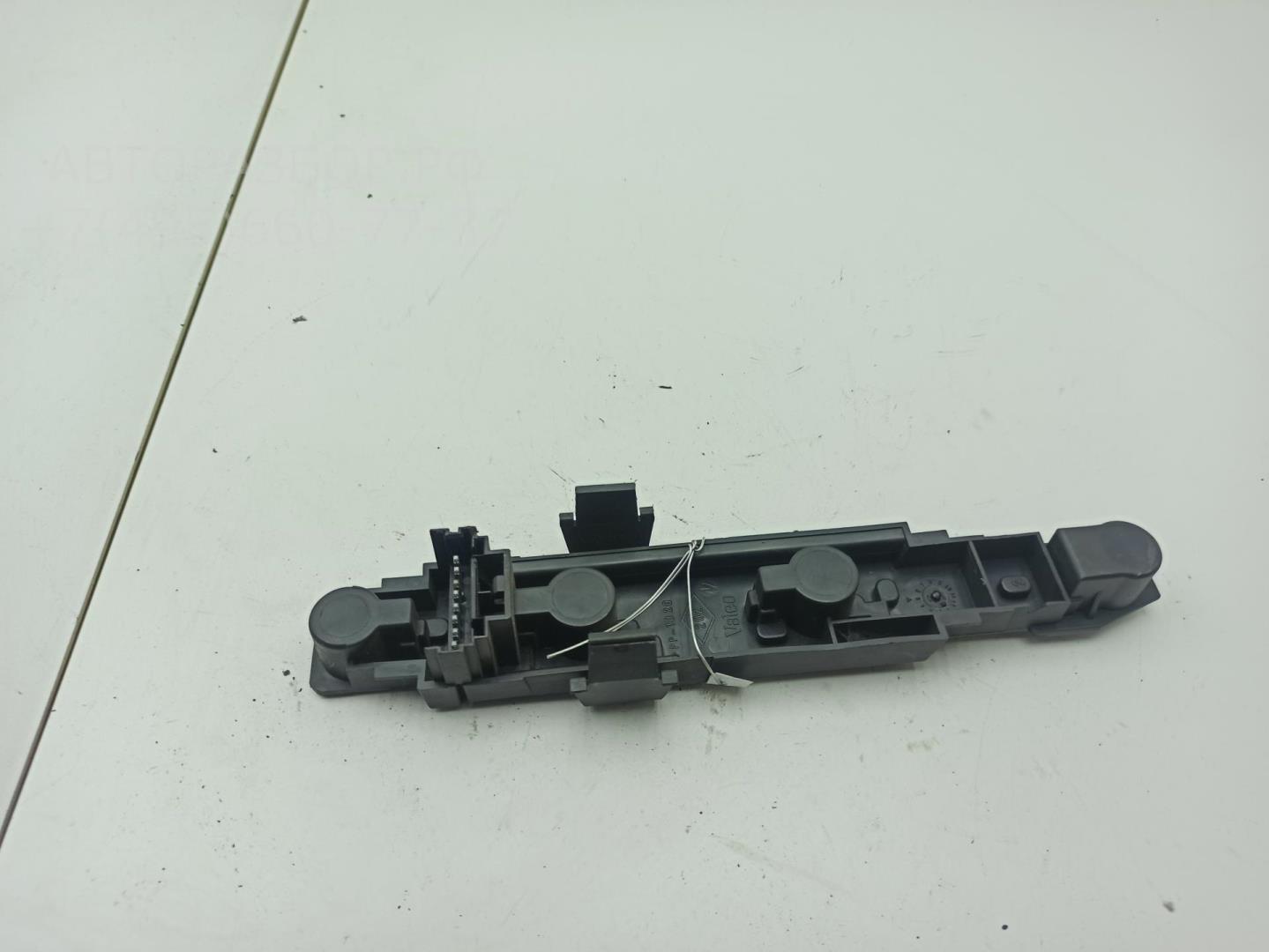 Плата заднего фонаря левого