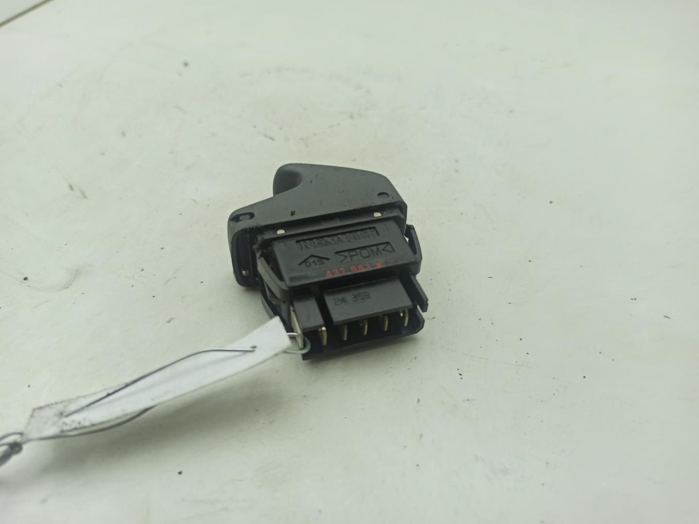 Кнопка стеклоподъемника