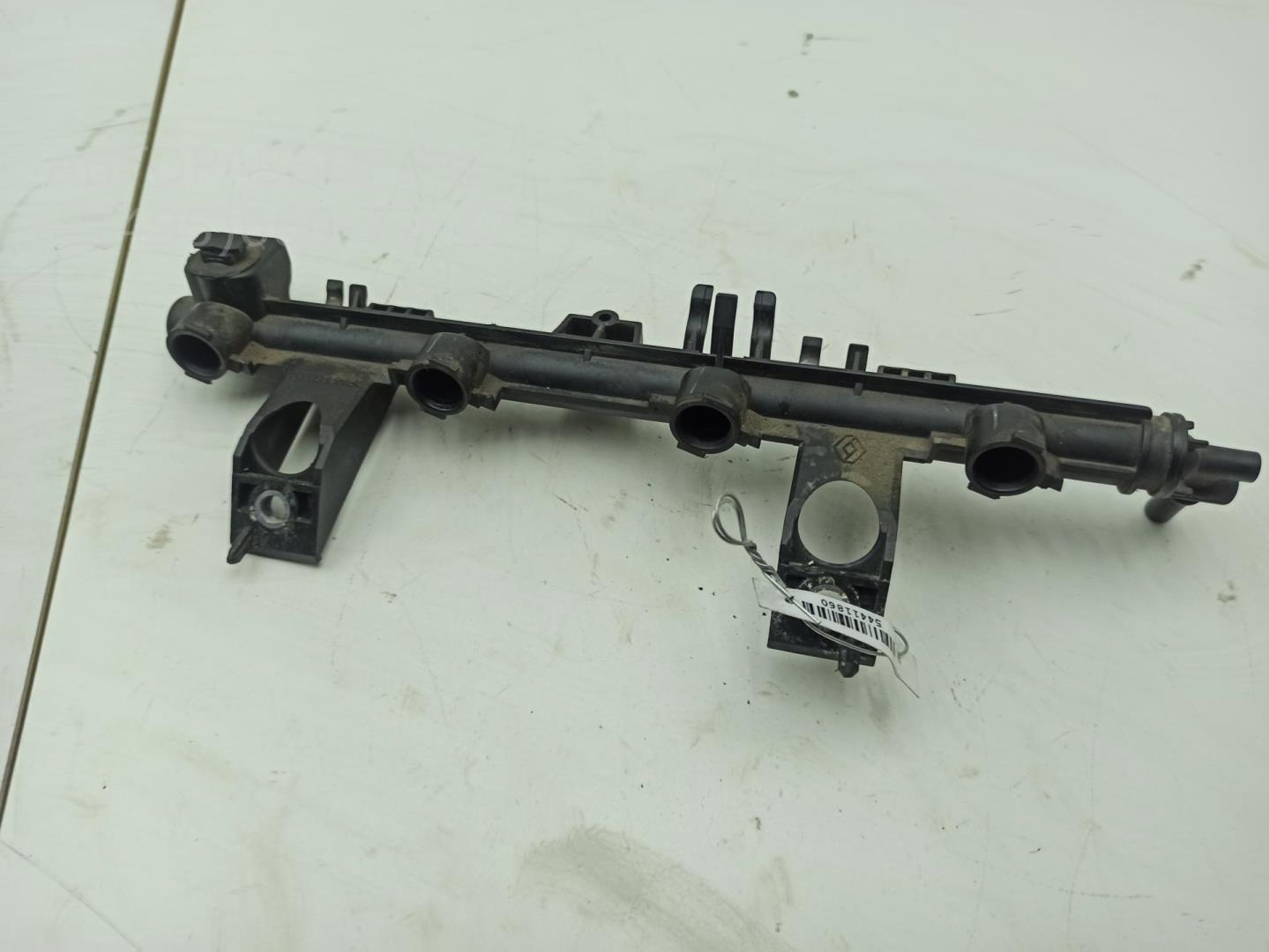 Рейка топливная (рампа)