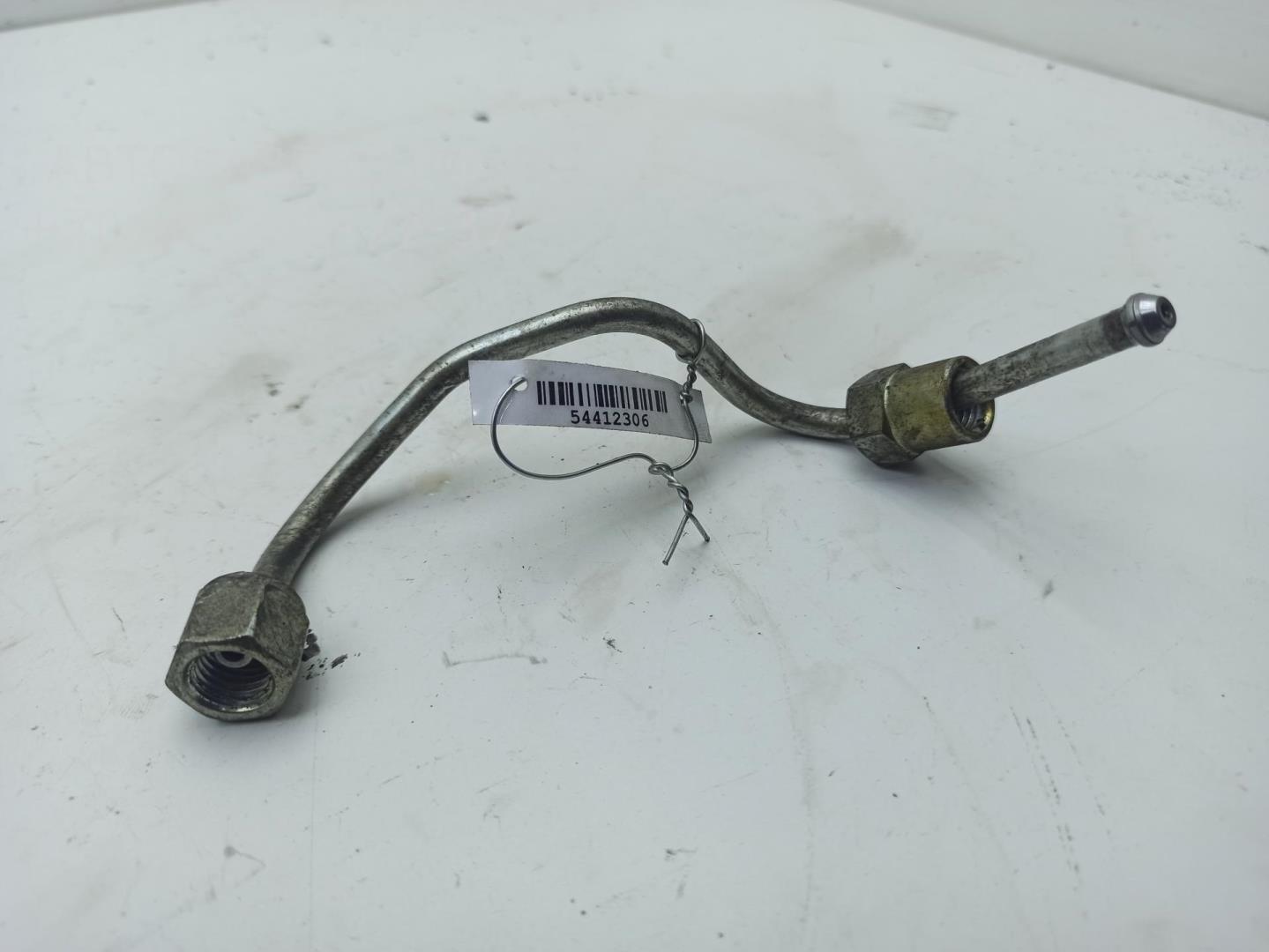 Трубка топливная