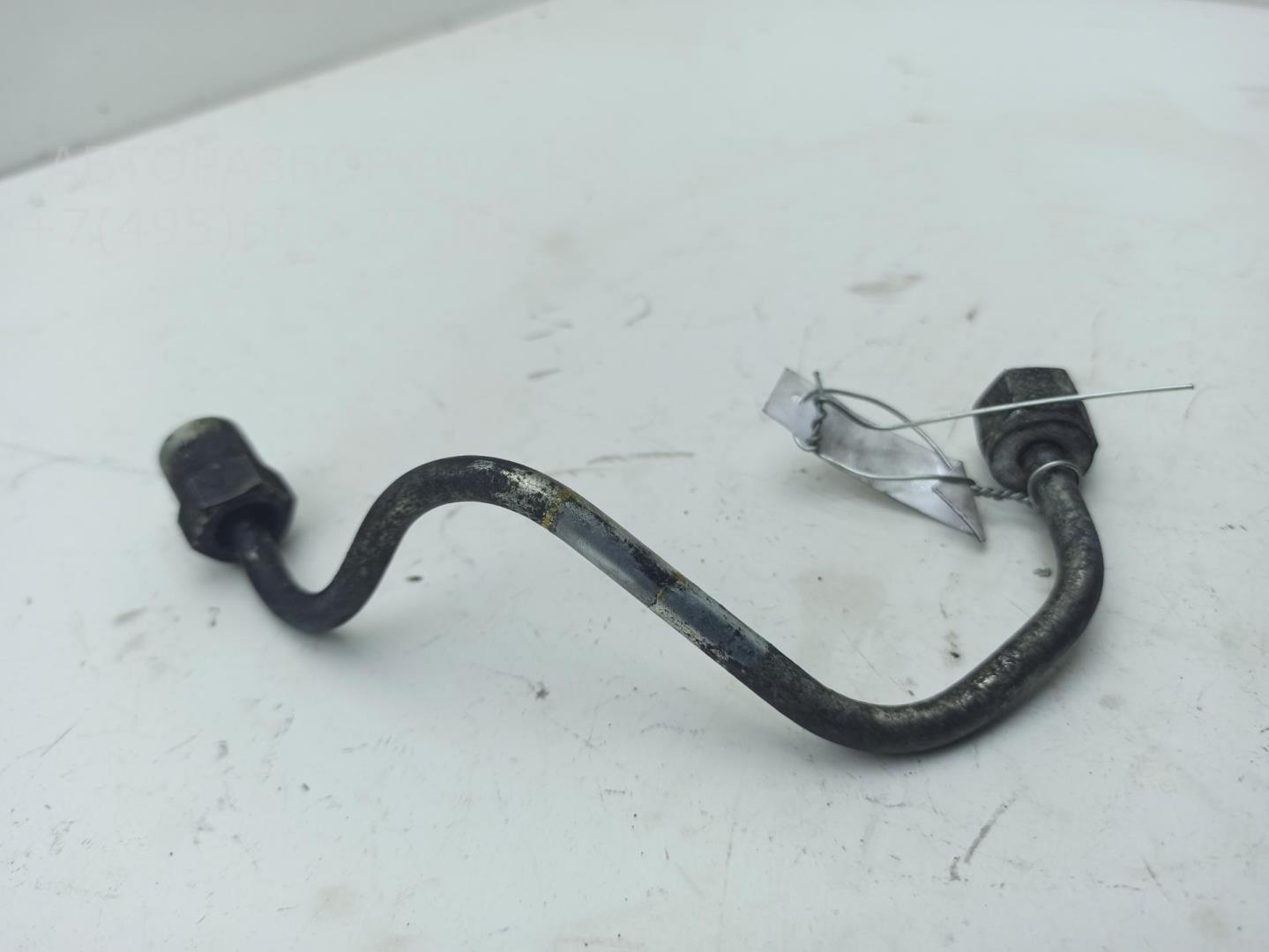 Трубка топливная