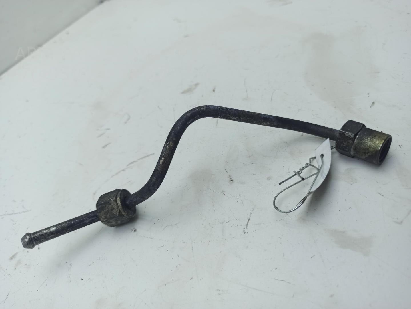 Трубка топливная