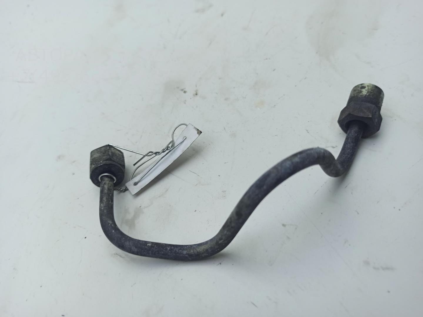 Трубка топливная