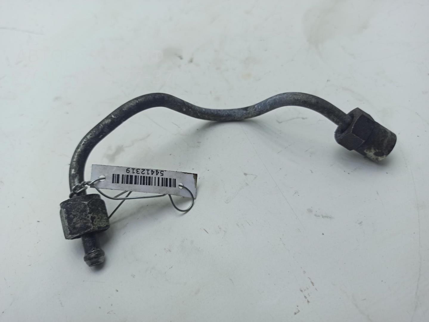 Трубка топливная