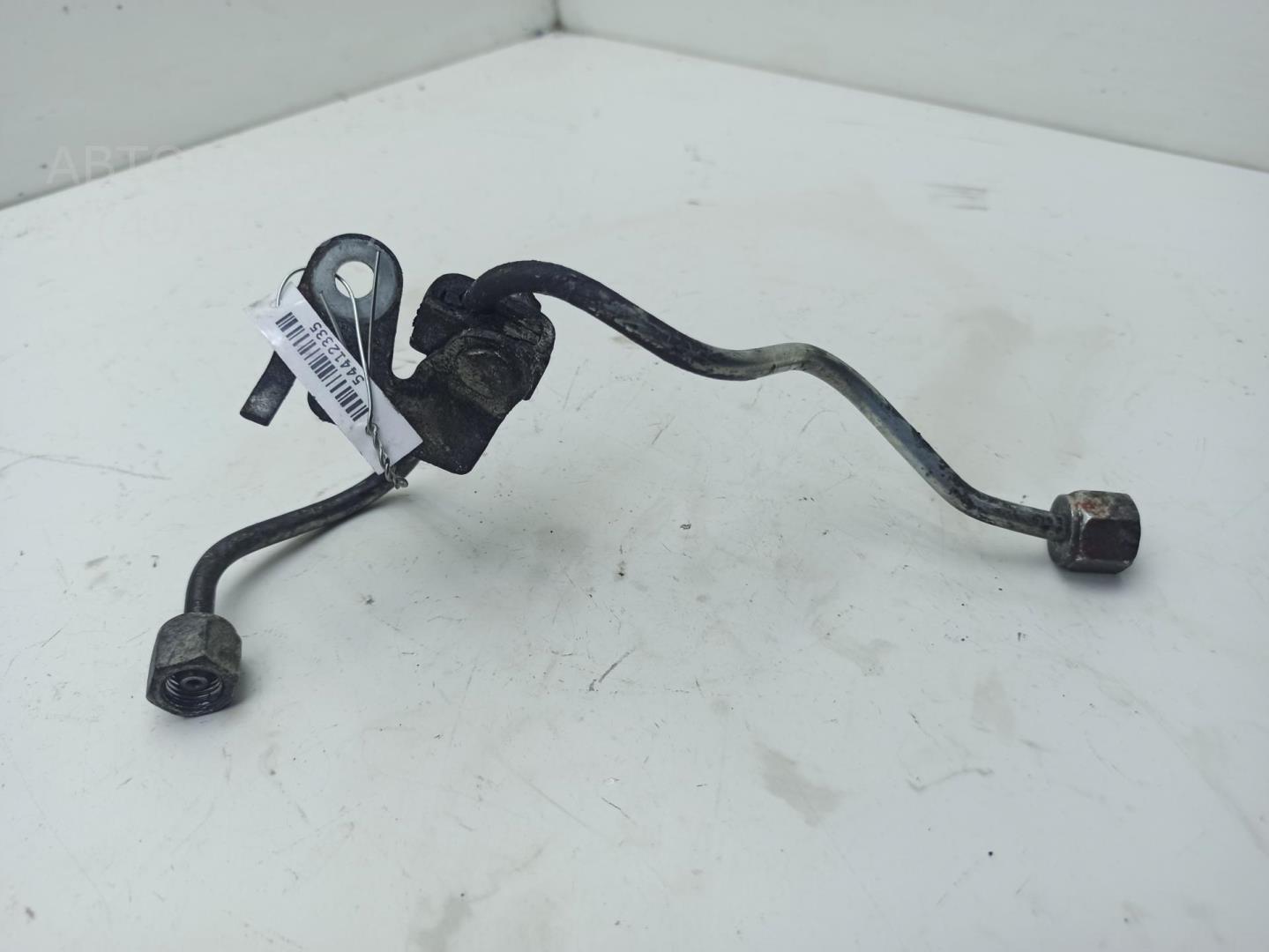 Трубка топливная