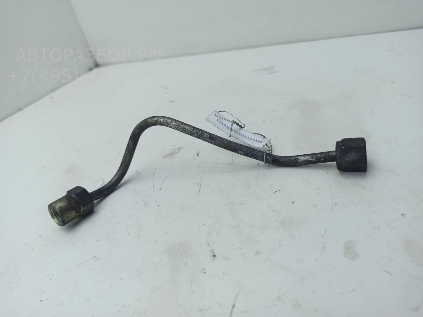 Трубка топливная