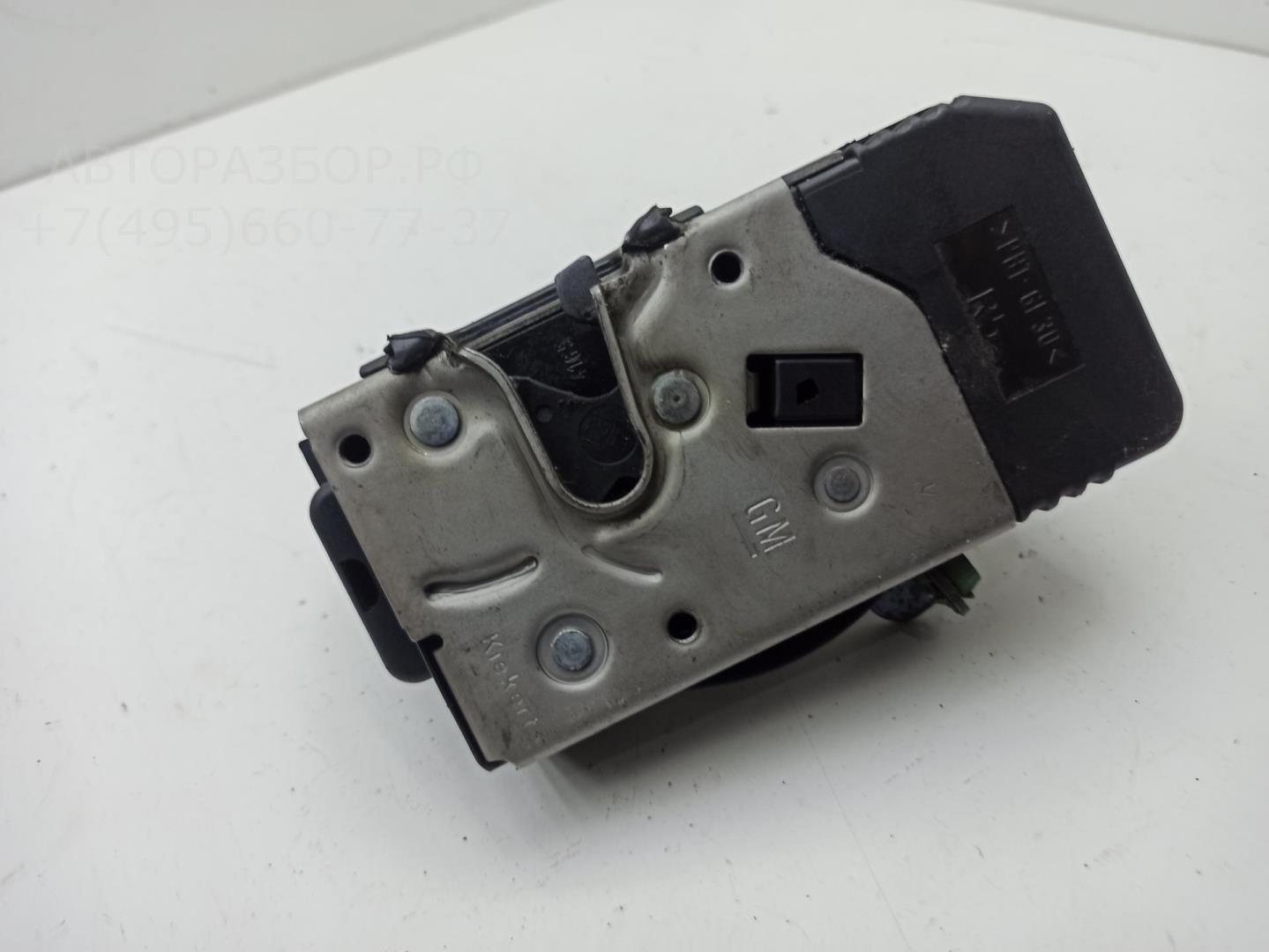 Замок двери передней правой