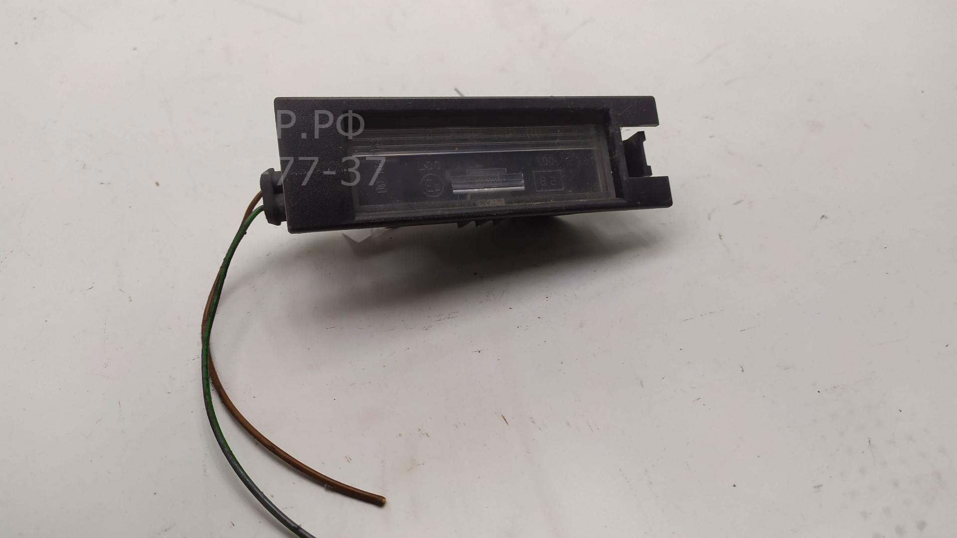 Фонарь подсветки номера