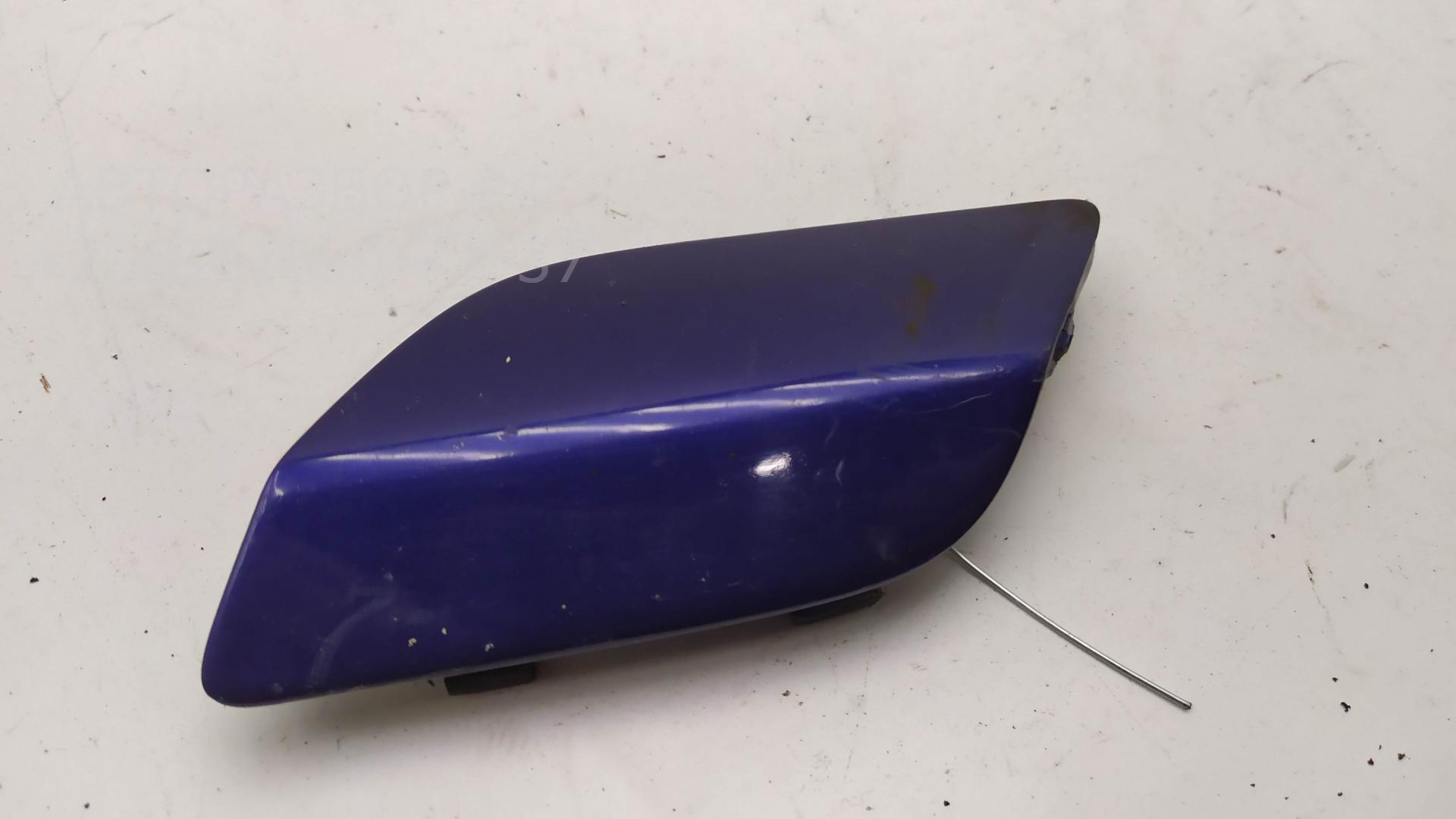 Крышка форсунки омывателя фар