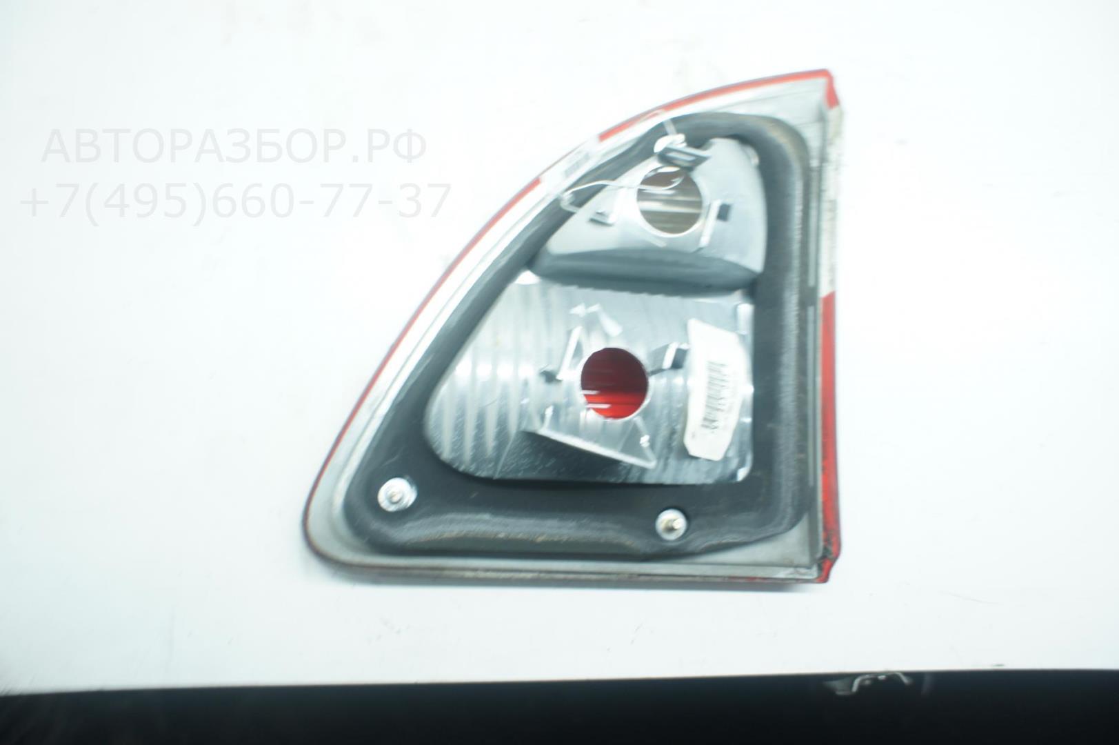 Фонарь задний внутренний левый