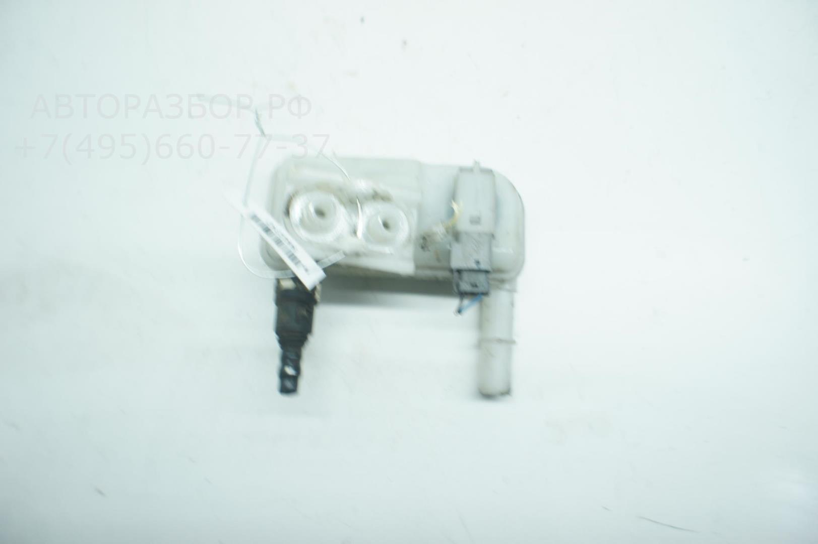 Бачок главного тормозного цилиндра