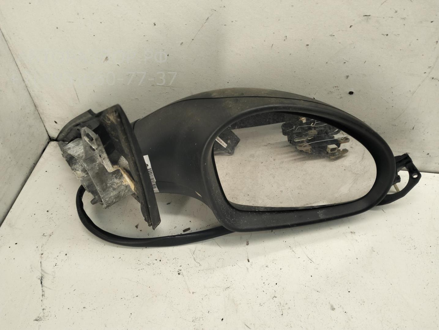 Зеркало правое электрическое