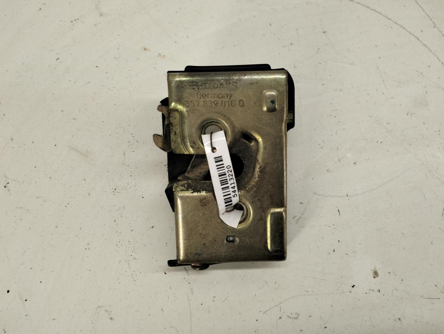 Замок двери задней правой