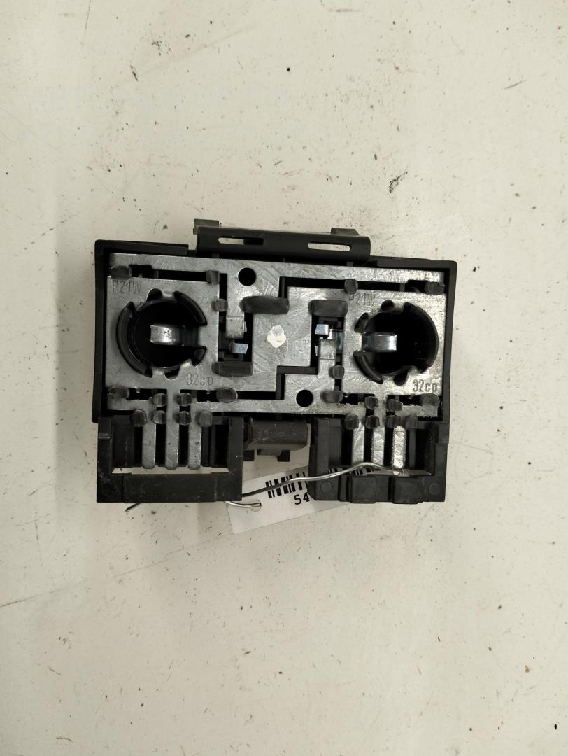 Плата заднего фонаря правого