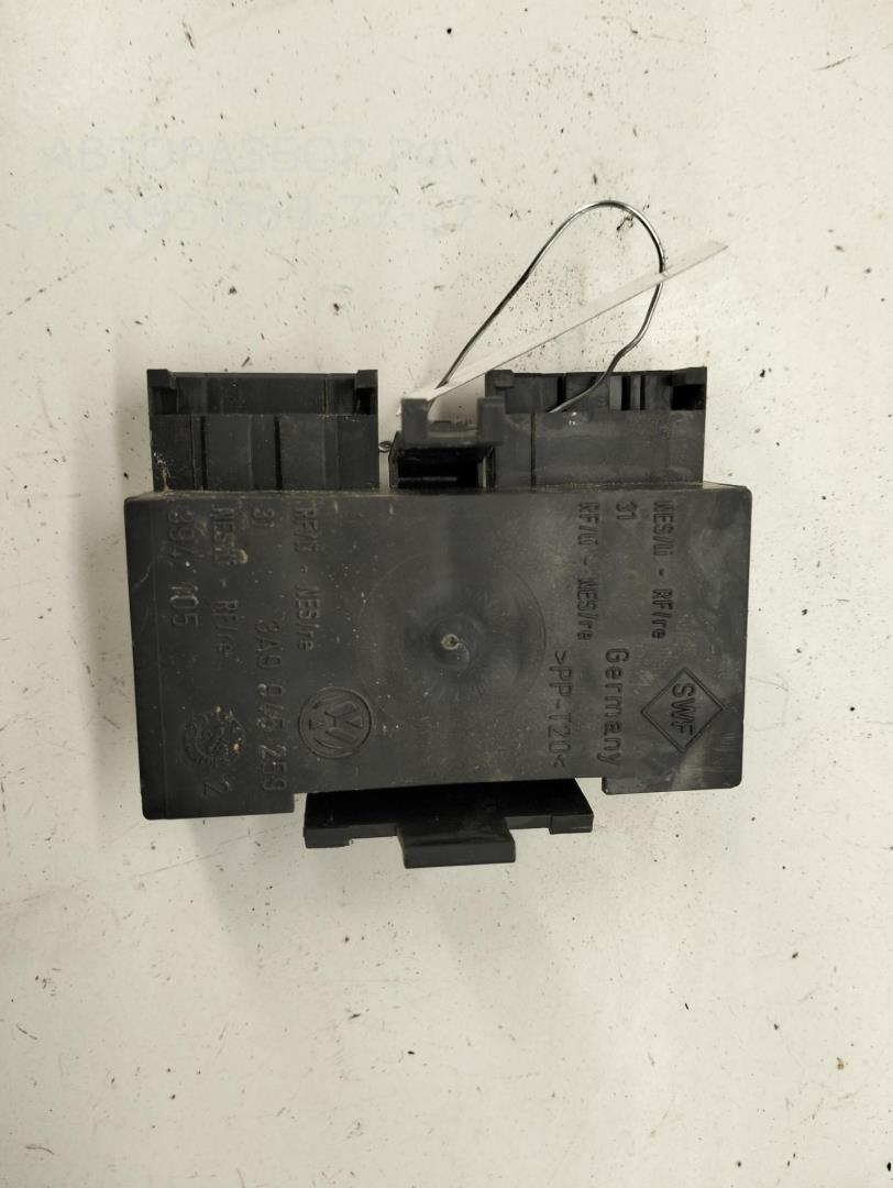 Плата заднего фонаря правого