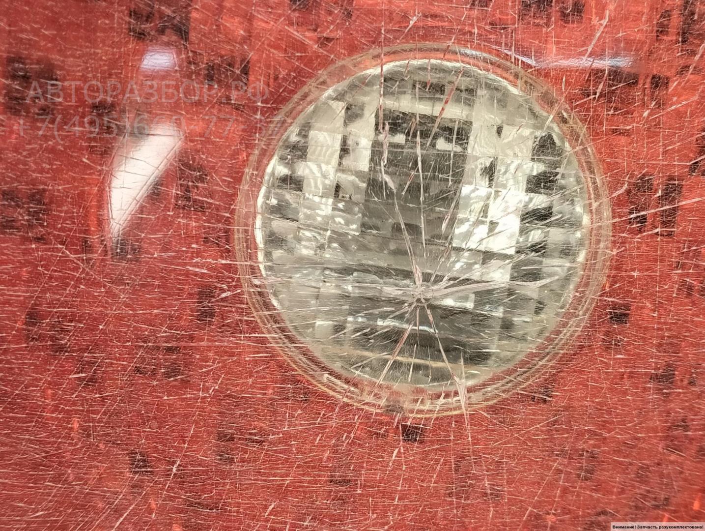 Фонарь задний внутренний правый