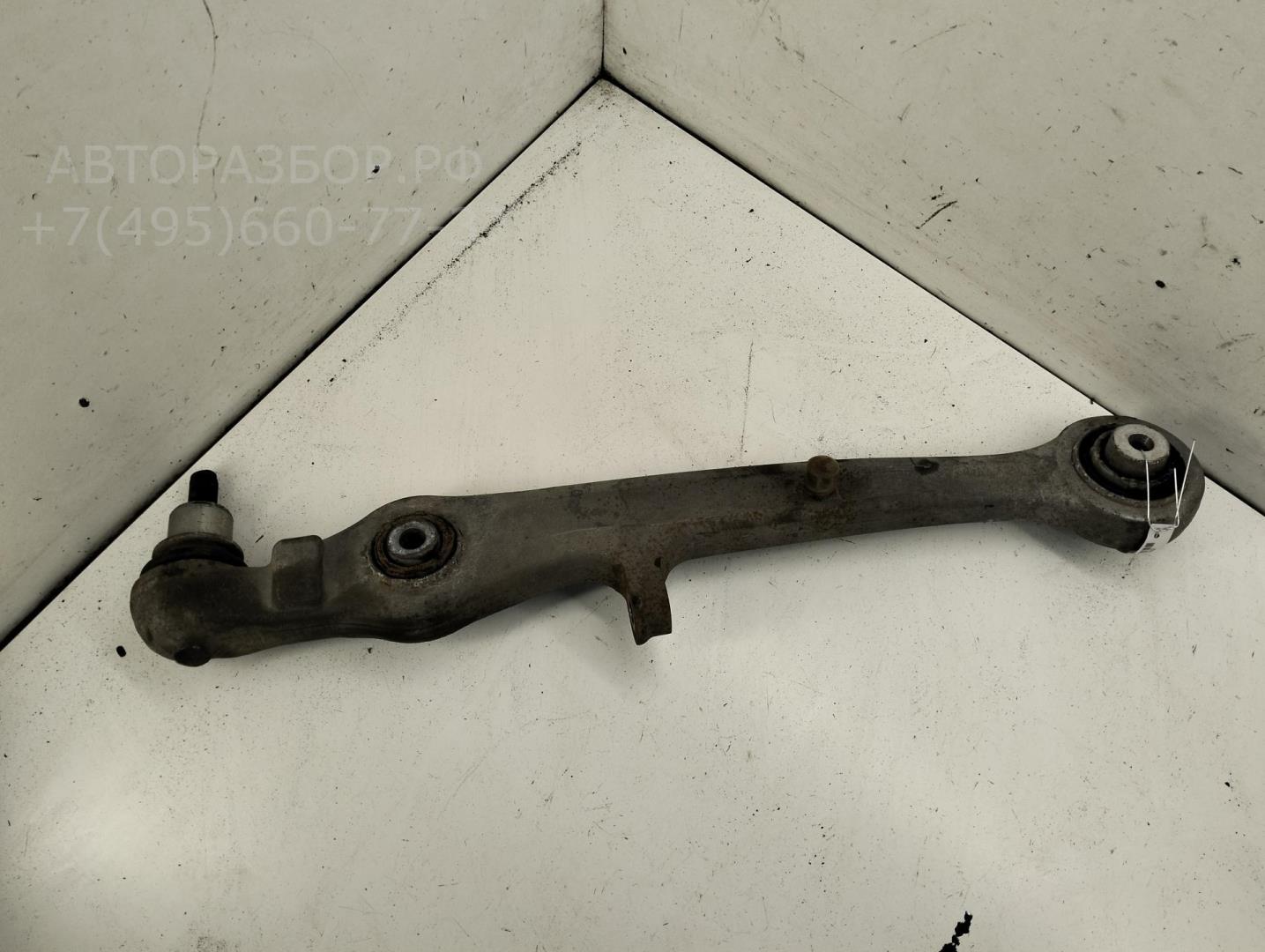 Рычаг передний левый