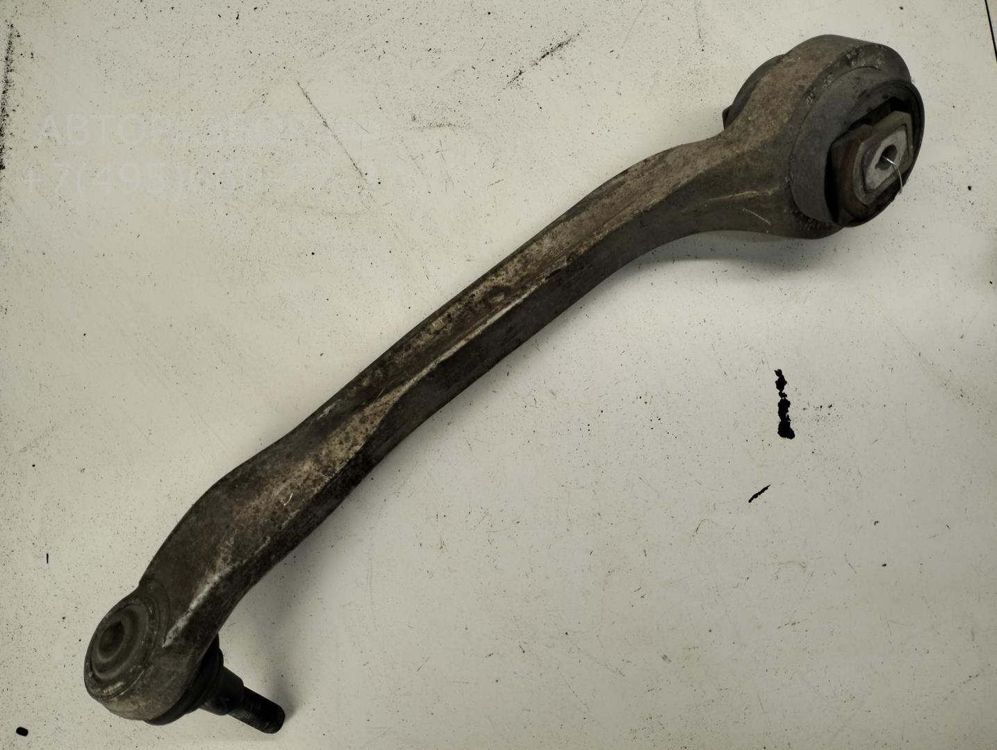Рычаг передний левый