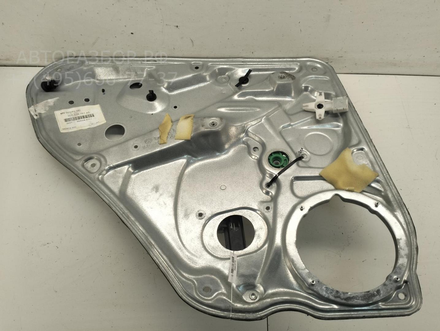 Стеклоподъемник электр. задний левый