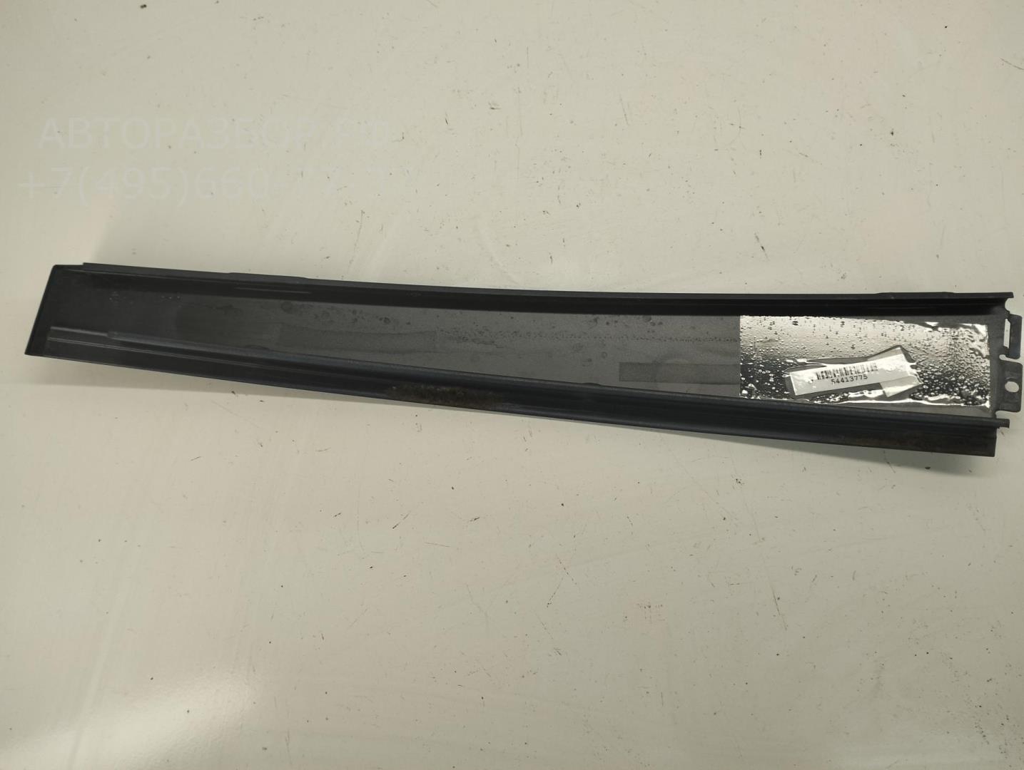 Накладка двери задней левой