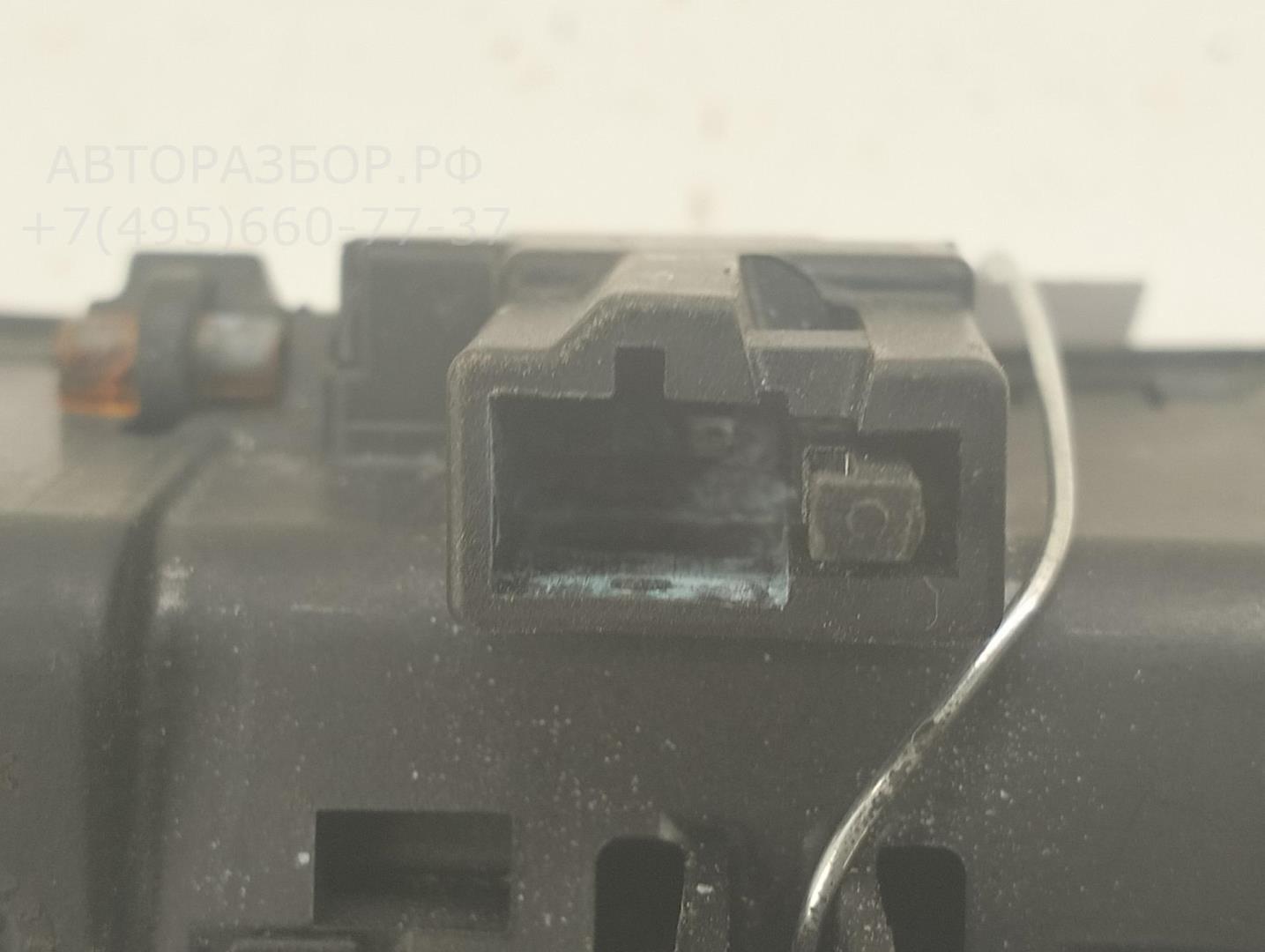 Ручка двери багажника наружная