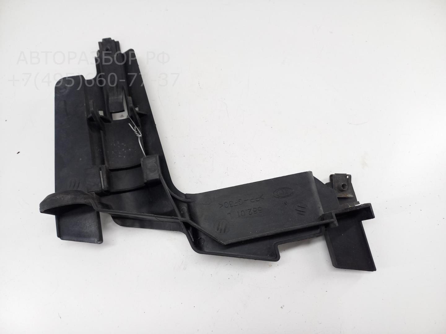 Крепеж фары