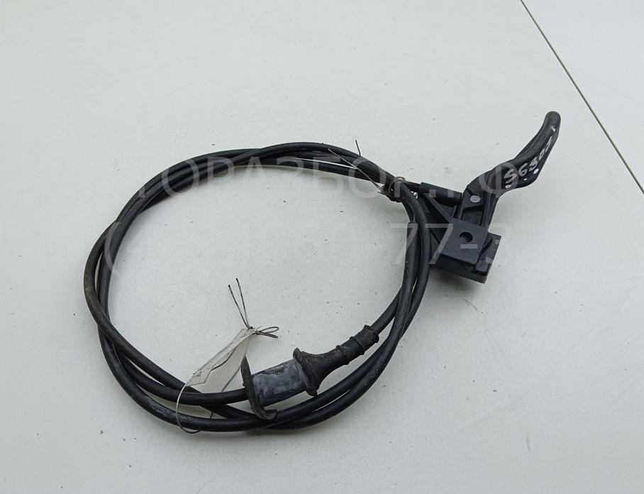 Трос открывания капота