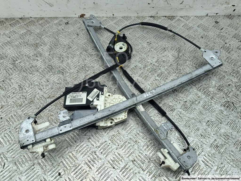 Стеклоподъемник электр. передний правый